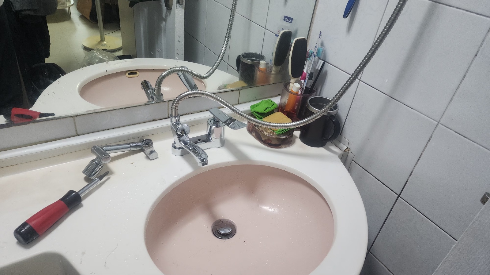 교체 완료 샤워 수전